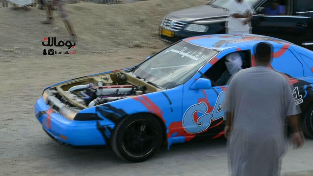 استعراض طارات عمان في ساحة صور