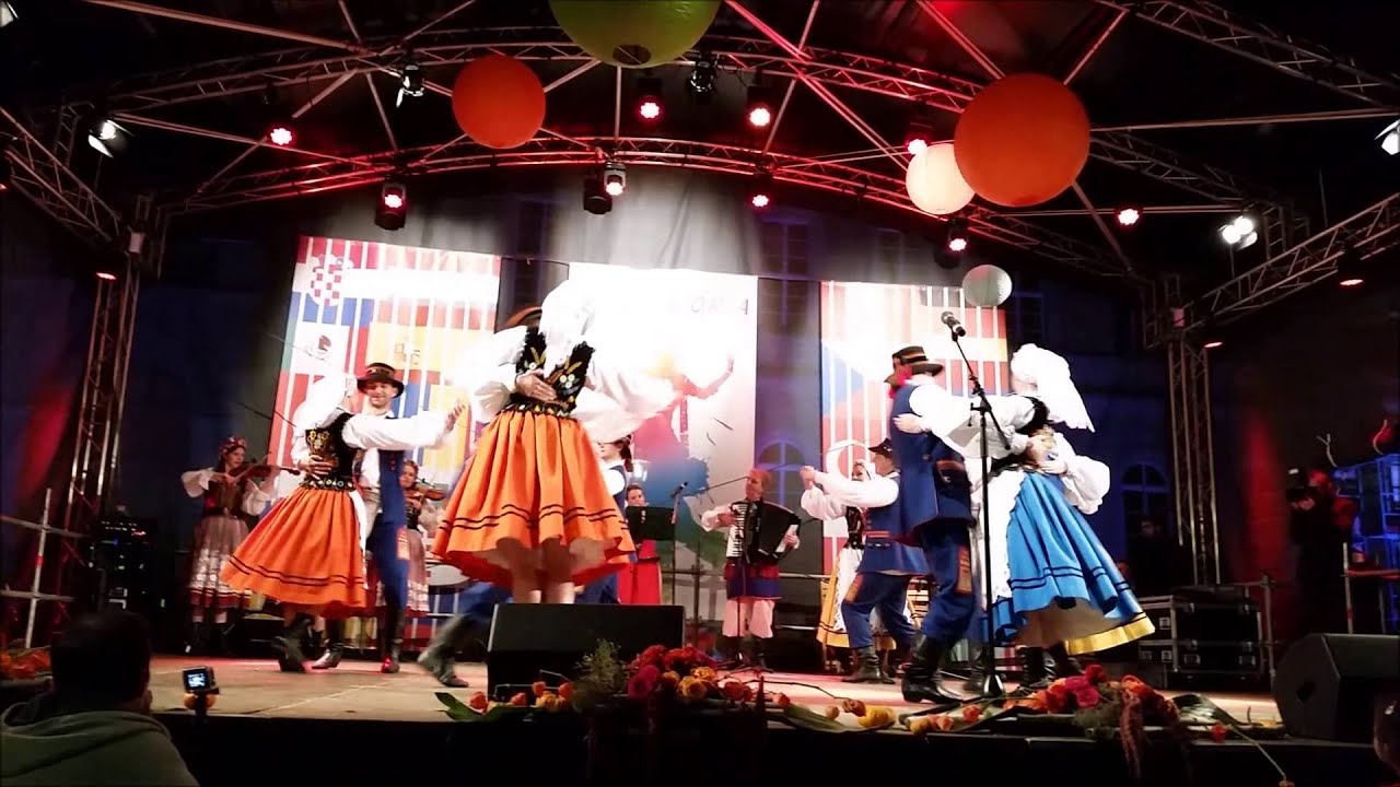 Zespół Pieśni i Tańca Uniwersytetu Jagiellońskiego Słowianki - Przeworsk