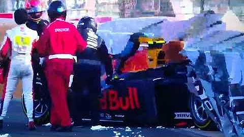 MASSIVE CRASH F2 sprint race opening lap  Abu Dhabi Grand Prix 2022