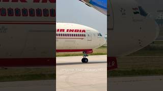 Air India Boeing 777 UP CLOSE In Toronto! #aviation #planespotting #airindia #yyz #boeing