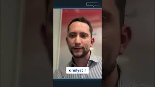 AI Models: From Basic Tasks to Senior Analyst #shorts