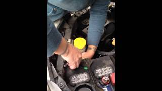 How To Replace a headlight bulb on the 2010 Subaru Forester