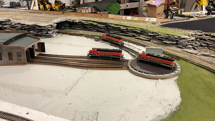 ATLAS HO SCALE...BROKEN TURNTABLE...Fixed it !