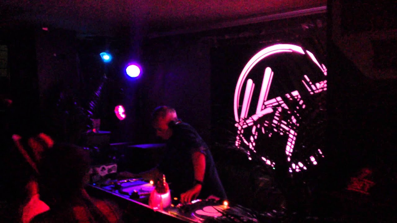 Red Greg dropping Suzy Q @ HEAT Amsterdam