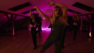 Natasha Blume - Black Sea | heels choreo