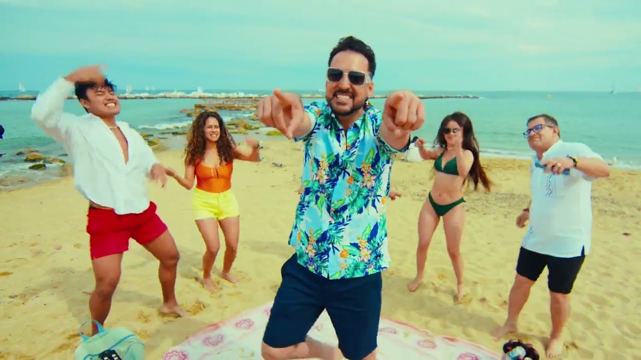 llegó el verano (Der Sommer ist da) - Alessandro Galas (Official Video)