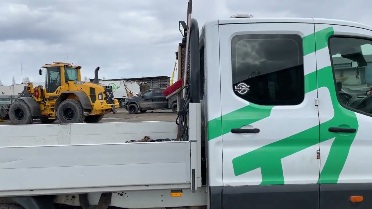 Transportbil Ford Transit 350 AWD