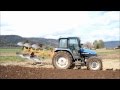 Labour  patinage dans leau   newholland tl 90