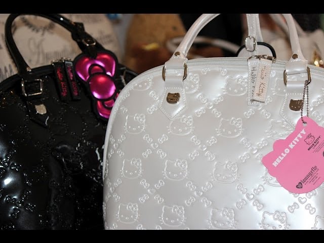 whats in my hello kitty bag! HAUL! 