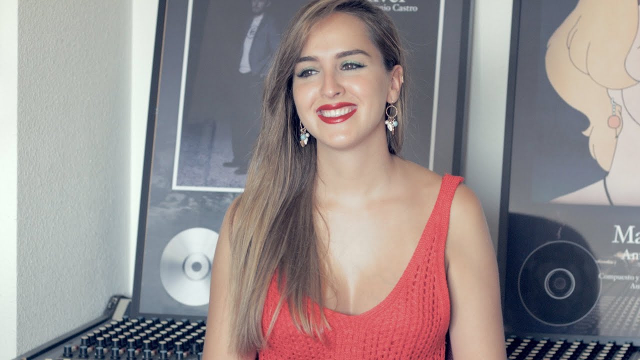 Quédate (Quevedo, Bizarrap) - Candelas Molina (Versión Acústica)