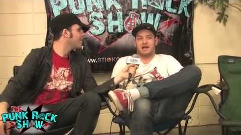 Buddy of Senses Fail with DJ Rossstar at Warped Tour 09