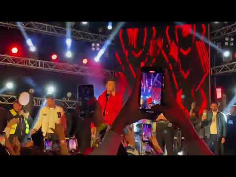 عصام صاصا صاحبي من غبائه راح قال لي حبيبتي انا عاشقق