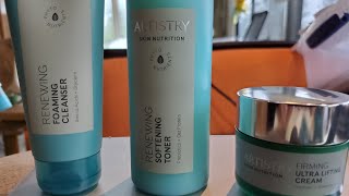 Unboxing the Full Skincare Kit @DanaTwoPonies
