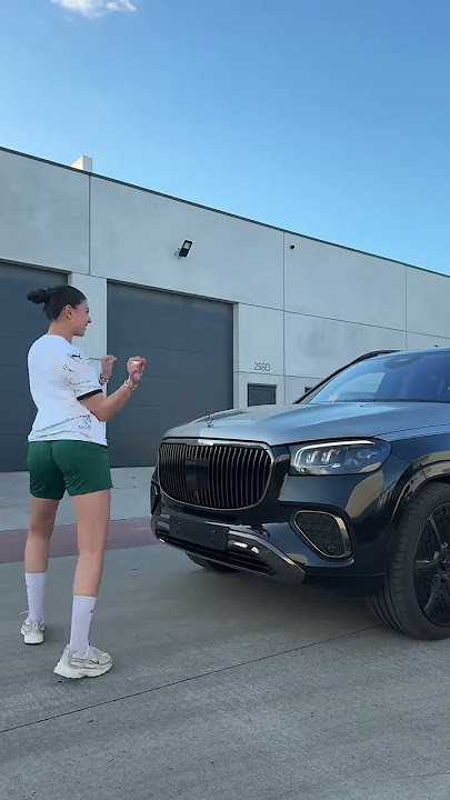 This car dances better than me.. 😅 #maybach  #celinedept #shorts