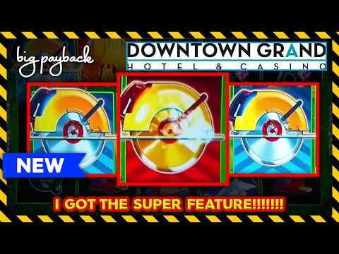 INSANE $100 SPINS IN LAS VEGAS! #casino #slots #lasvegas