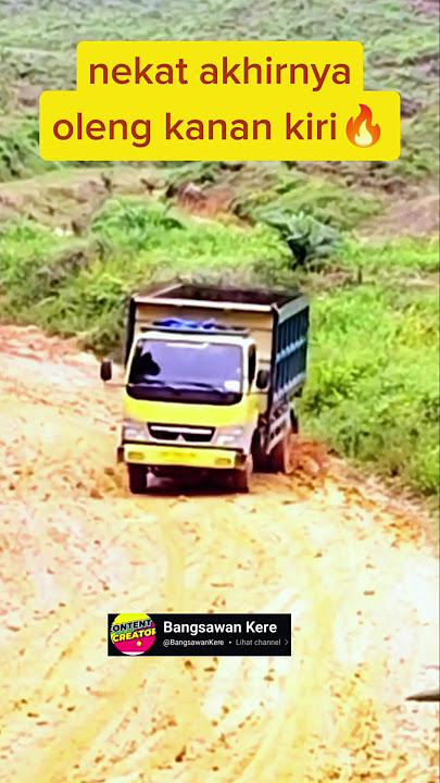 mobil truck nekat melewati jalan licin#automobile#viralvideo #mobiloleng#truksawit #fyp #jalanlicin