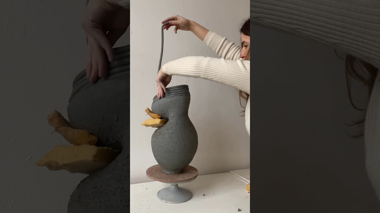 ● Coil technique POT No.08 ○ Coil technique POT No.08 Hand-building a Pot using the Coiling