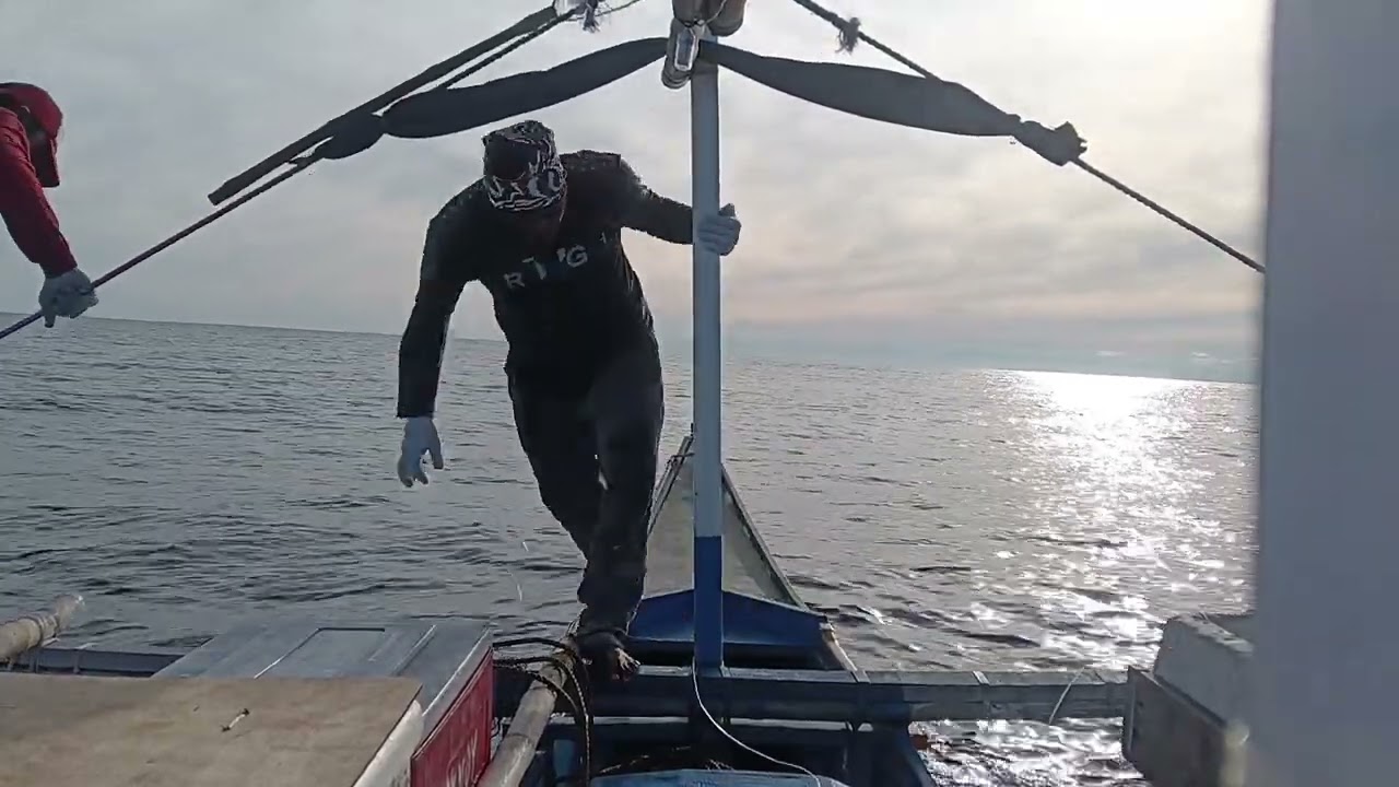 May huli parin|Kahit na may parating na masamang panahon