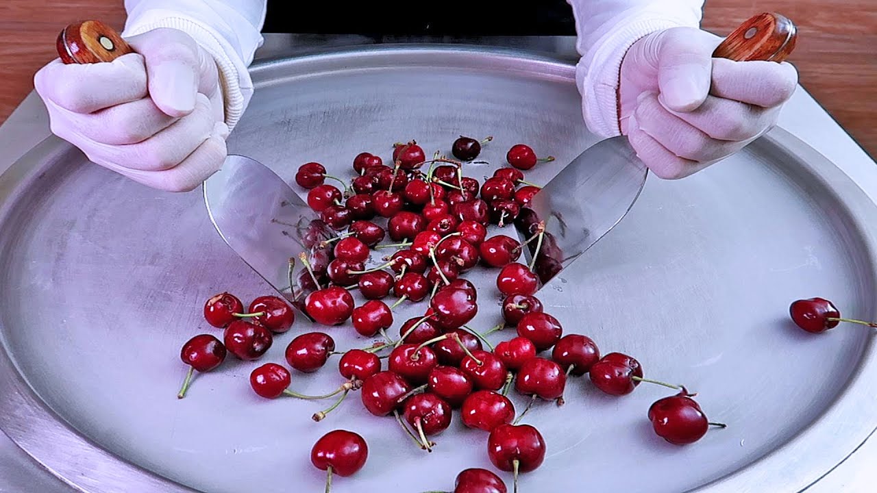 Cherries ice cream rolls street food ايس كريم رول كرز YouTube