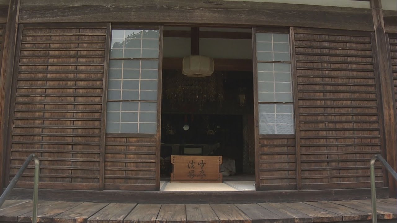 寺から地蔵菩薩像など仏像11体が盗まれる 誰が？何のために？ お供え物を取りかえようと住職が本堂に来た際に異変に気がつき110番通報 岐阜・山県市の洞泉寺