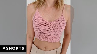 Easy crochet crop top // free crochet pattern #shorts