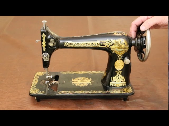 Still Stitching - Vintage Sewing Machines: Reconditioning a Singer 99 Case  - Part 1: The Handle