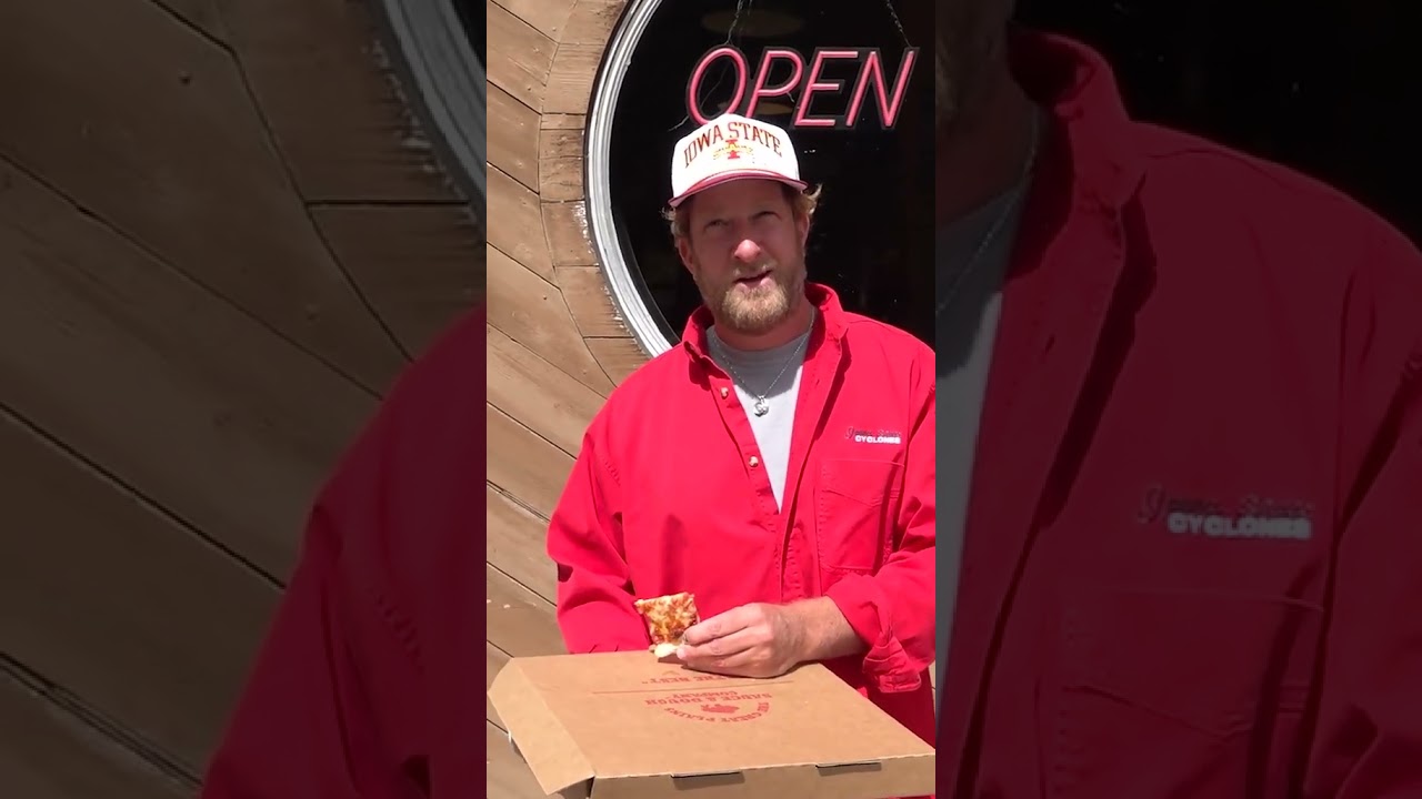 Dave Portnoy Tries Thick Iowa Pizza With No Flop