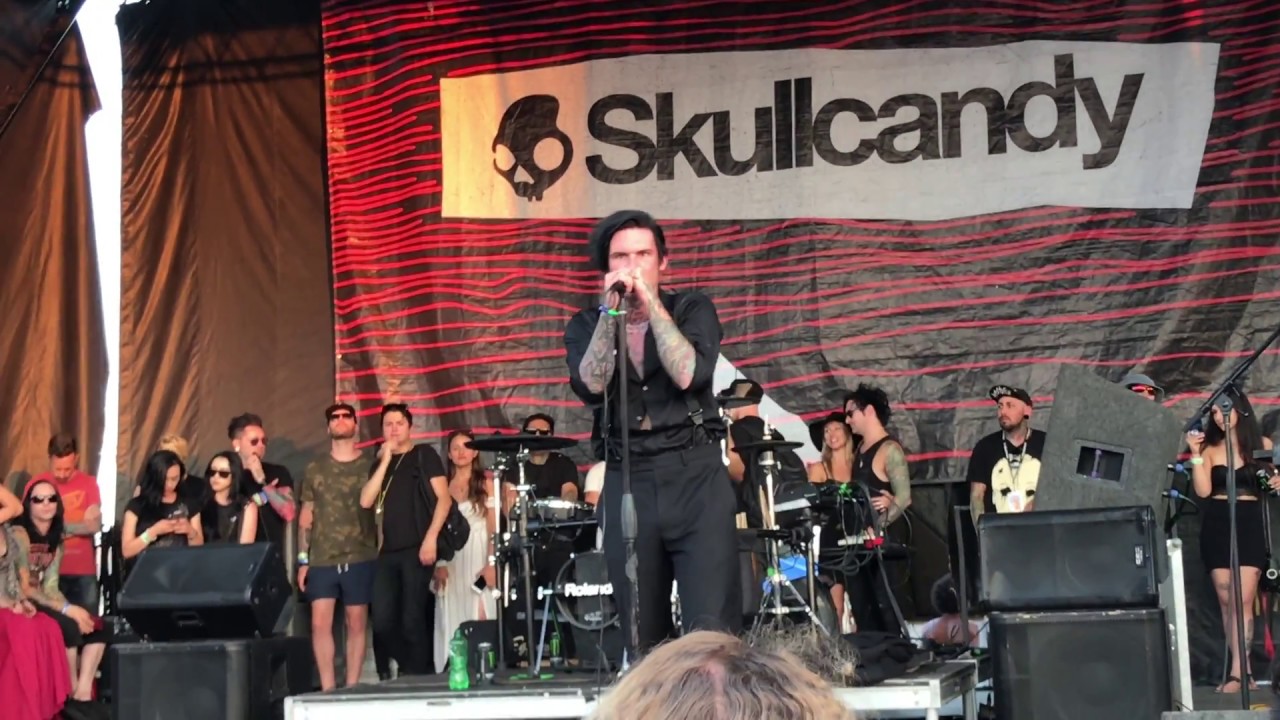 William Control- Strangers (Vans Warped Tour 2017, CA) - YouTube