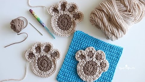 Crochet Paw Prints