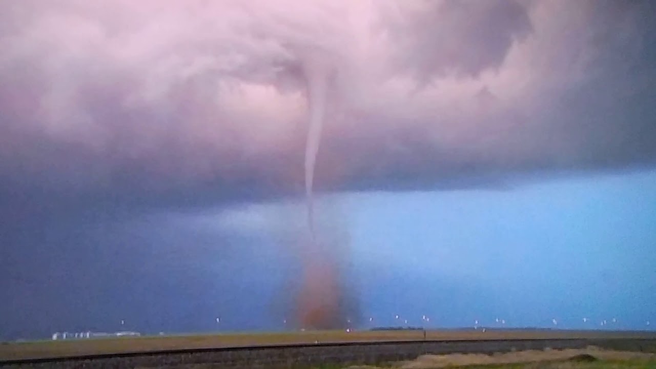May 2019 Minneola Kansas tornadoAlan Broerse YouTube