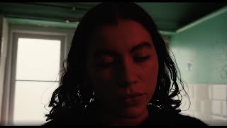 Cordelia - Not So Sure (Official Music Video) - YouTube