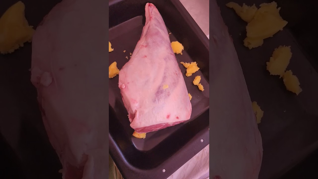 How do you cook ur NEW ZEALAND LAMB LEG ROAST??🐑🤍( with the bone in)