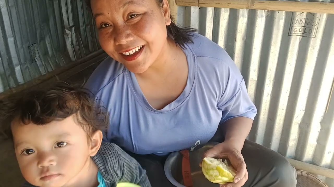 Chambil bitchi ko preserve kae dona || Preserving citrus juice ||