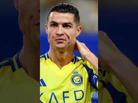 كريستيانو رونالدو أقلع شبشبك