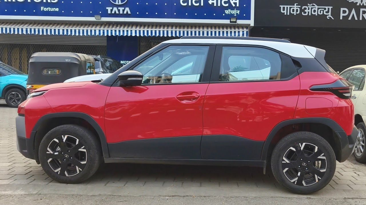 2026 Tata Punch Facelift: Bengal Rouge with White Roof Walkaround ...