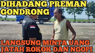 SENGAJA PAK PURNOMO CEGAT LANGSUNG DIMINTAI  UANG DAN ROKOK PEMUDA FASIH 7 BAHASA ASING