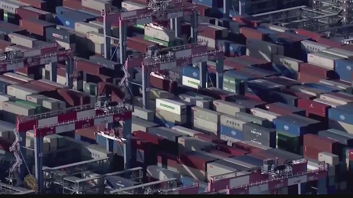 FTC orders Amazon, other large retailers to send information on supply chain disruptions