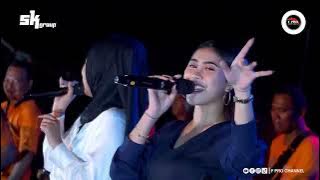 PERCUMA KAMELIA PUTRI FT SK AMANDA