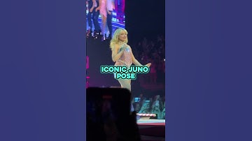 Sabrina Carpenter brengt haar iconische Juno-pose naar de O2 Arena in Londen 🫢😳