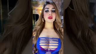 Shaking S Arohi Arora