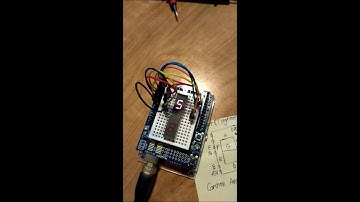 7 Segment LED (find pinout) with Arduino Uno