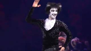 CATS - 2nd German Tour / Hamburg - Mr. Mistoffelees (Dominik Hees & Drew McOnie, March 2011) by chrissi2810 10,205 views 2 years ago 2 minutes, 20 seconds
