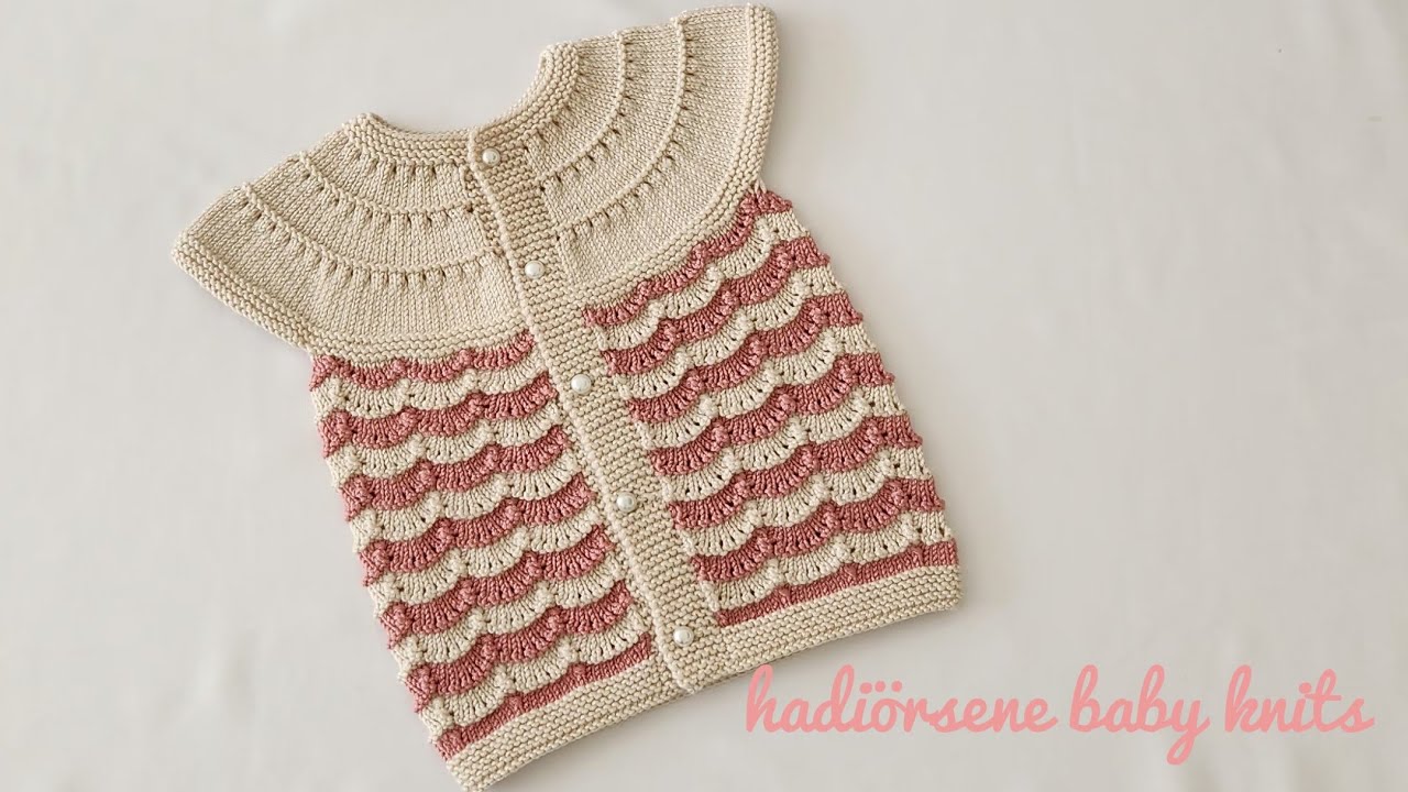 İKİ RENKLİ KARNIBAHAR BEBK YELEĞİ YAPIMI,YAKADAN BAŞLAMA KOLAY ÖRGÜ YELEK MKDELİ