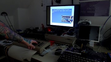 Ultimate 64 with 2* FPGASID playing "koud he!"