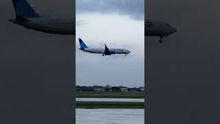 United 737 max9 #airplane #aviation #planespotting #boeing #airport