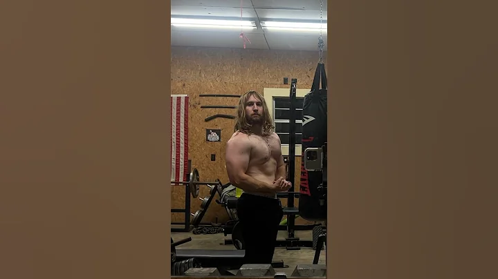 195lbs #gym #fitness #bodybuilding #weightlifting #bulk #bulking #shorts