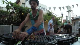We Must Live feat. Le Freak Selector (Dj Set) @ - Playground Records