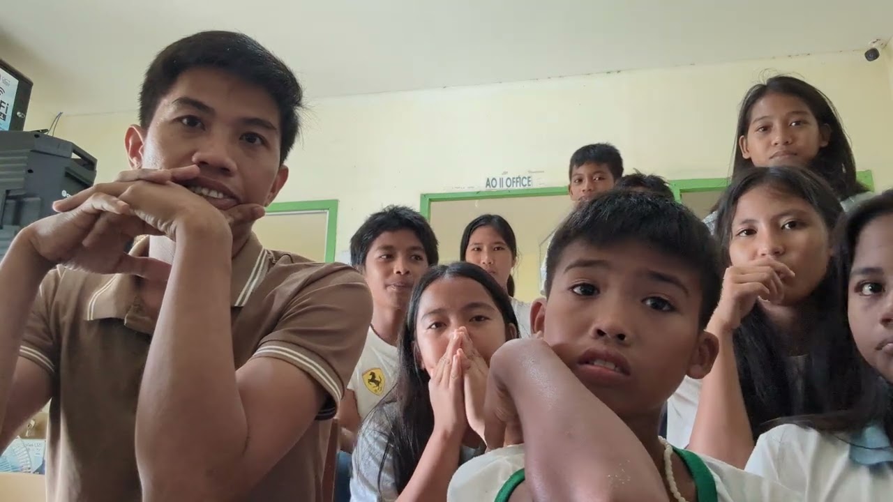 Reaction video in announcing top 5 Miss Universe 