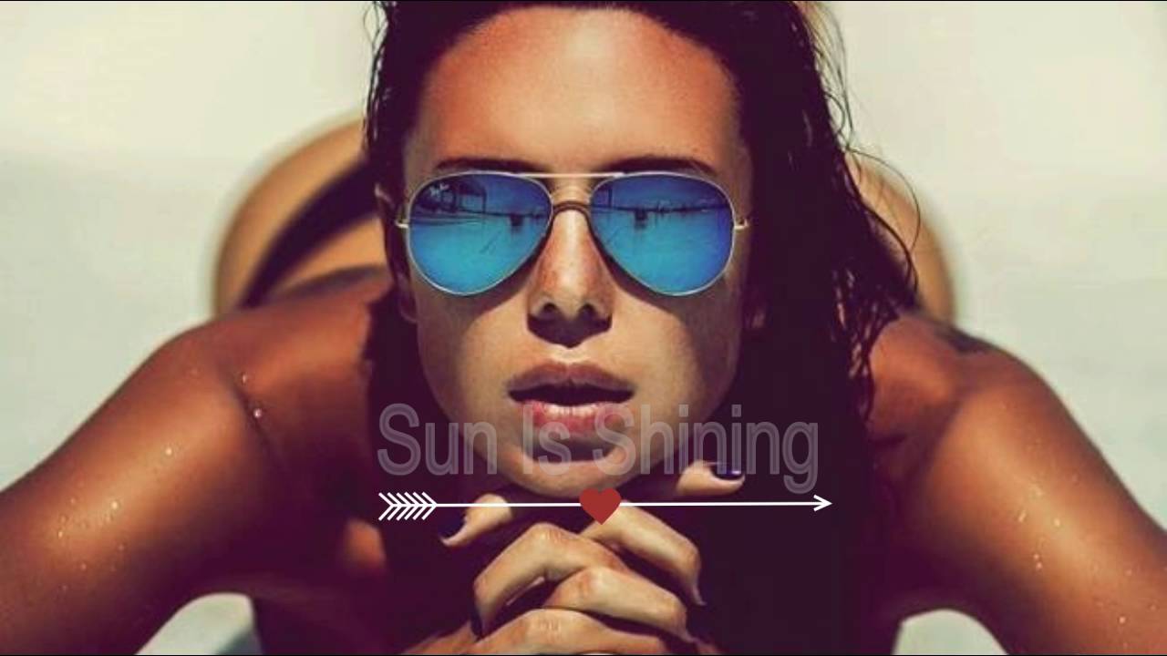 CEE ROO - Sun IS ShininG adlı videoyu YouTube'da izle CEE ROO - Sun IS ShininG adlı videoyu YouTube'da izle