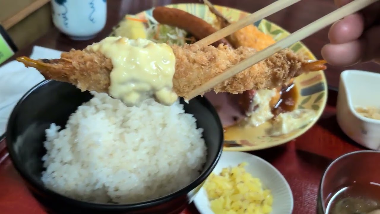 松の家定食　エビフライ　#松の家 #松の家定食 #伊賀松の家 #デカ盛り #パイルダーオン #伊賀グルメ
